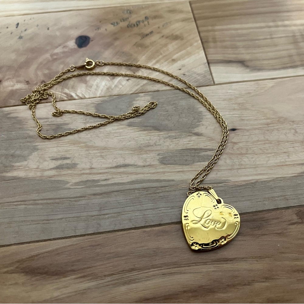 Gold Heart Pendant Necklace